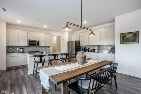 Dining - 8863 Lester Pl, Pendleton, IN 46064 photo 1 of 2