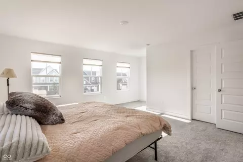 Bedroom - 8863 Lester Pl, Pendleton, IN 46064 photo 7 of 10