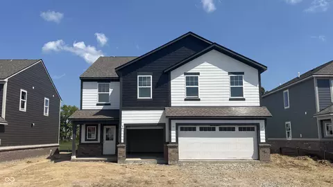 3635 Pinnacle Dr, Bargersville, IN 46106