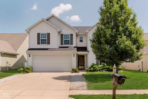 7621 Firecrest Ln, Camby, IN 46113
