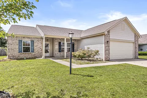 5318 Basin Park Dr, Indianapolis, IN 46239
