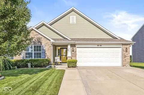 8724 Stoddard Ln, Indianapolis, IN 46217