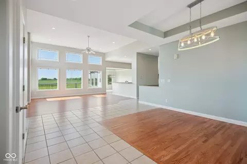Living - 6525 E 150 S, Columbus, IN 47201 photo 2 of 7