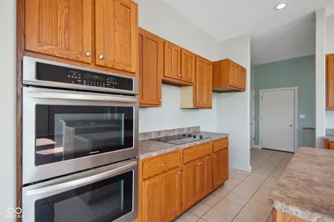 Kitchen - 6525 E 150 S, Columbus, IN 47201 photo 3 of 3