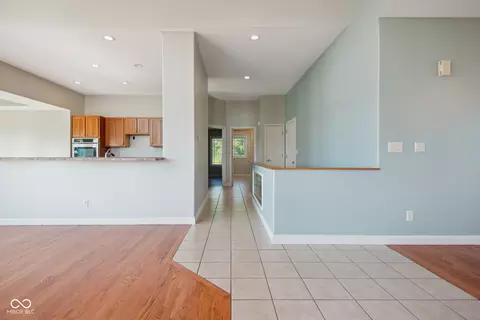 Entry Way - 6525 E 150 S, Columbus, IN 47201 photo 1 of 4