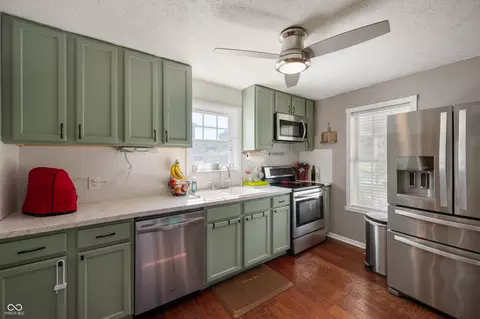 Kitchen - 3008 W Market St, Pendleton, IN 46064 photo 2 of 3