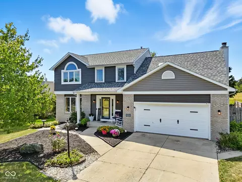 6417 Merlin Dr, Fort Wayne, IN 46818