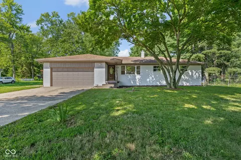 5324 Mann Rd, Indianapolis, IN 46221
