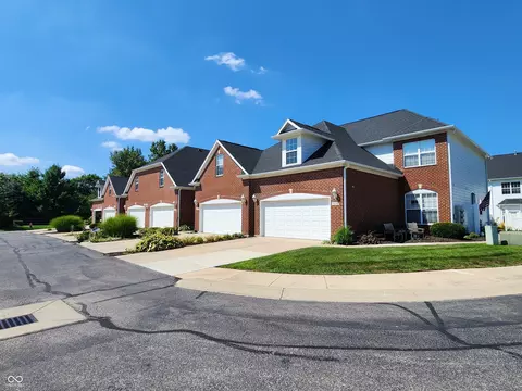 16316 Meadowlands Ln, Westfield, IN 46074