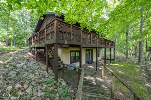 11223 E Hidden Dr, Rockville, IN 47872