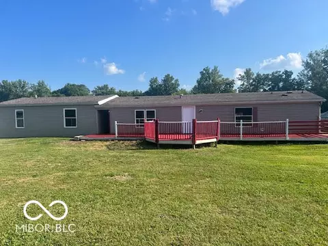 6751 E Bayou Rd, Darlington, IN 47940