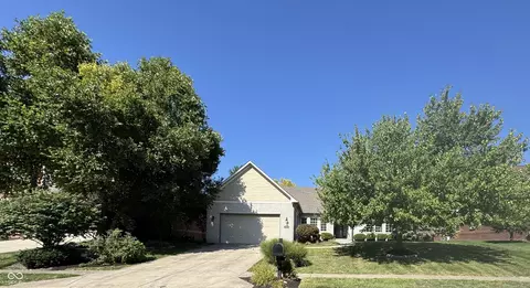14554 Taylor Trace Dr, Carmel, IN 46033