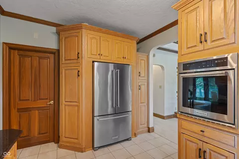Kitchen - 9189 S 150 W, Pendleton, IN 46064 photo 3 of 3