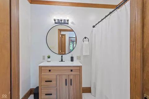 Bath - 9189 S 150 W, Pendleton, IN 46064 photo 3 of 4