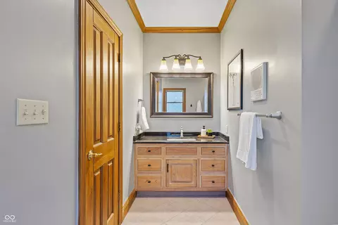 Bath - 9189 S 150 W, Pendleton, IN 46064 photo 1 of 4