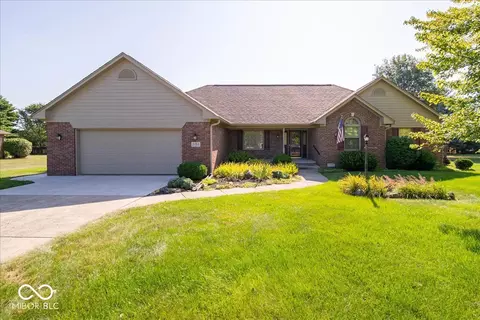 3763 N Strahl Dr, Greenfield, IN 46140