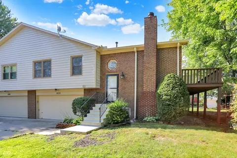9270 Doubloon Rd, Indianapolis, IN 46268