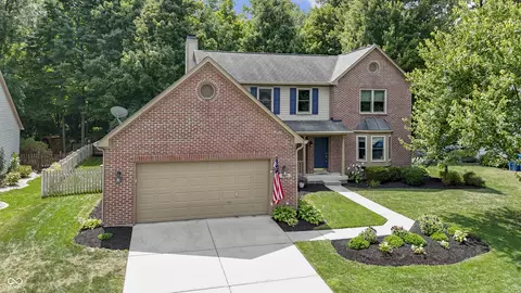 10813 Sawgrass Dr, Fishers, IN 46037