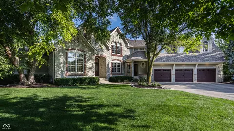 8920 William Penn Cir, Indianapolis, IN 46256