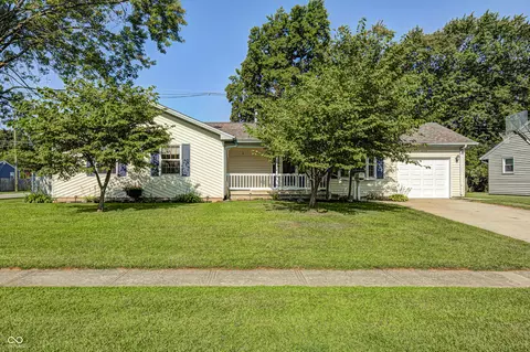 402 Glendale Dr, Lebanon, IN 46052