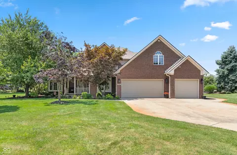 9842 N Wind River Run, Mccordsville, IN 46055