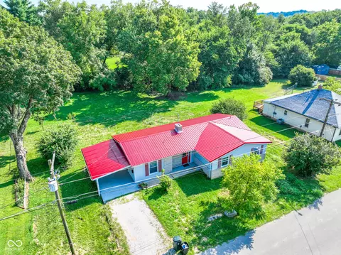 1106 W Walnut St, Salem, IN 47167