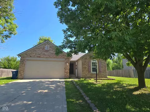 7714 Dixon Ct, Noblesville, IN 46062