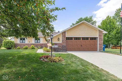 7813 Ashton Ln, Fishers, IN 46038