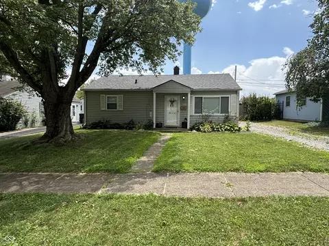 305 Allen Ln, Greenfield, IN 46140