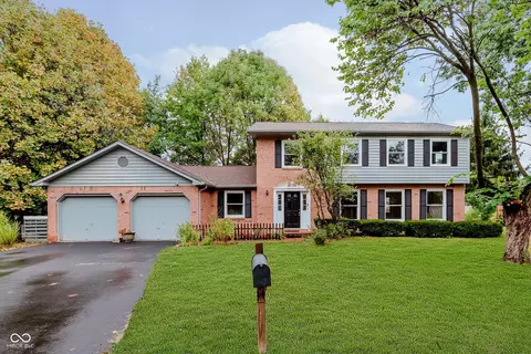 8136 Menlo Ct E Dr, Indianapolis, IN 46240