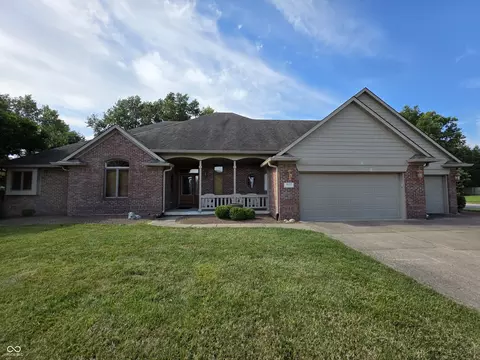 7657 Wheelwright Ct, Plainfield, IN 46168