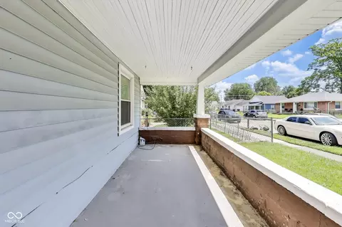 1302 E 6th St, Muncie, IN 47302 photo 4