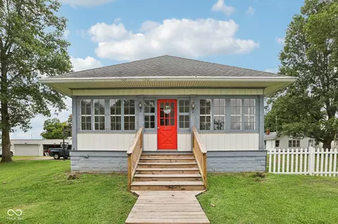 303 S Edgerton St, Fairland, IN 46126