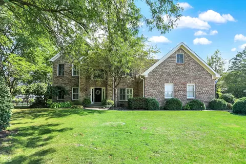 1141 Clay Spring Dr, Carmel, IN 46032