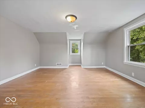 5252 E St Clair St, Indianapolis, IN 46219 photo 17