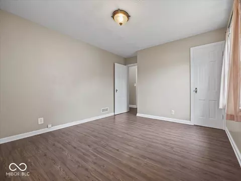 5252 E St Clair St, Indianapolis, IN 46219 photo 16