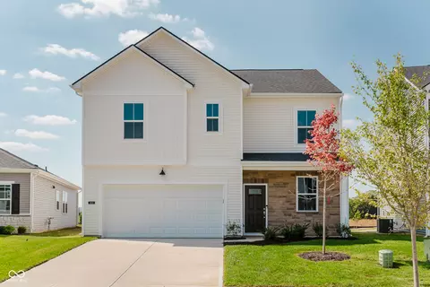 3928 Sterling Dr, Whitestown, IN 46075