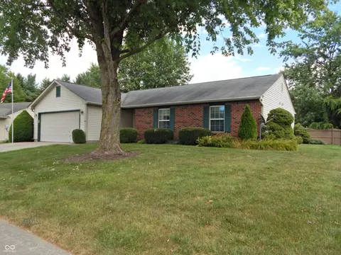 2205 Whitecliff Dr, Indianapolis, IN 46234