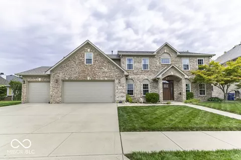 7551 Shannon Lakes Way, Indianapolis, IN 46217