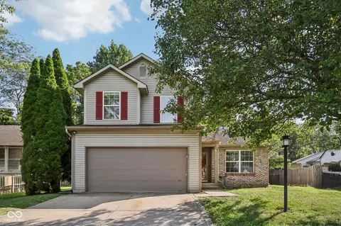 8450 Southern Springs Dr, Indianapolis, IN 46237