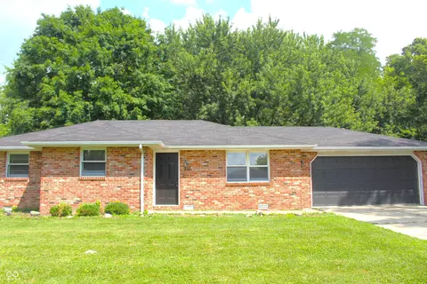 310 Stoner Dr, Anderson, IN 46013