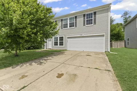 11240 Cuyahoga Dr, Indianapolis, IN 46235