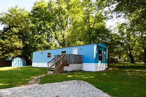 63 Bubble Loo Rd, Cloverdale, IN 46120