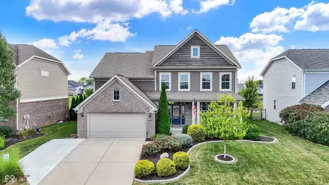 8334 N Doheny Dr, Mccordsville, IN 46055