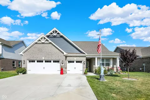 3313 S Cordell Rd, New Palestine, IN 46163