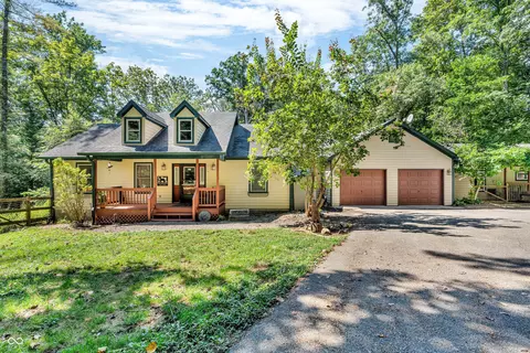 3740 Smith Rd, Nashville, IN 47448