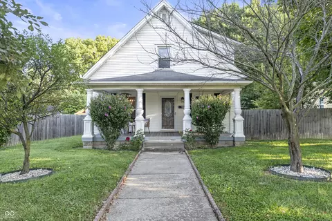 518 E Main St, Plainfield, IN 46168
