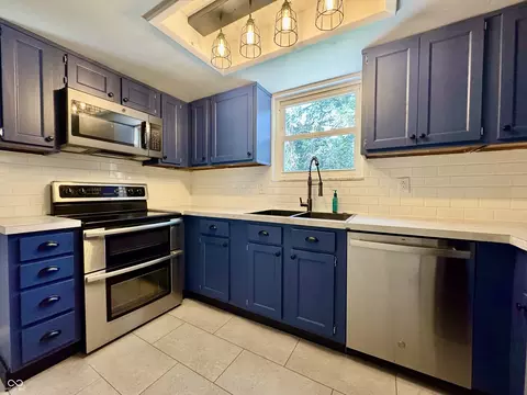 3886 E Carol Ct, Columbus, IN 47203 photo 14