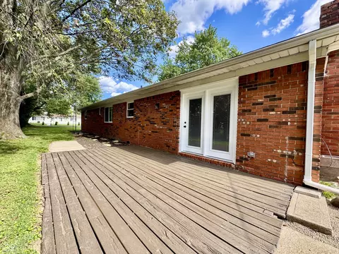 3886 E Carol Ct, Columbus, IN 47203 photo 37