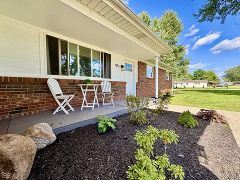 3886 E Carol Ct, Columbus, IN 47203 photo 6